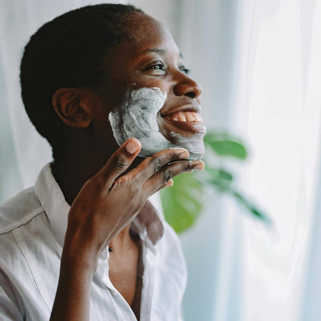 Put your beauty products directly into consumers’ hands, driving trial through personalised direct mail sampling.